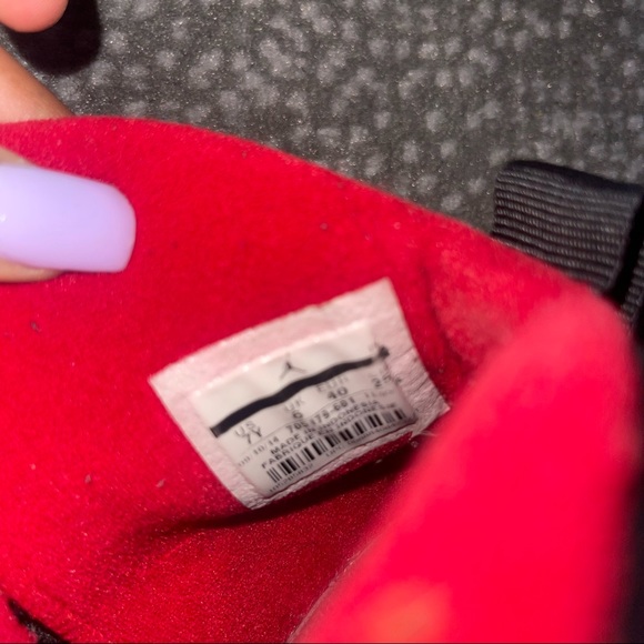 Jordan 10 Retro Bulls Over Broadway Sneakers SIZE 7Y - Picture 4 of 5